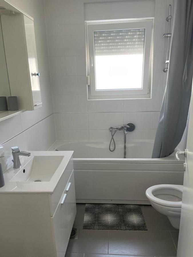 Apartmani Matko Nin Eksteriør billede